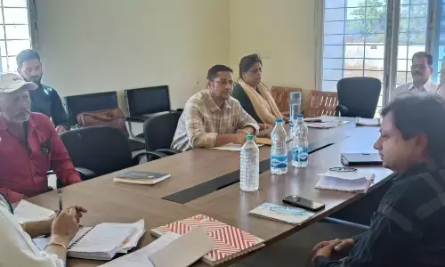 नलजल योजनाओं की धीमी गति पर ठेकेदारों को फटकार, कार्रवाई के लिए एसडीएम ने कलेक्टर को भेजी अनुशंसा नलजल योजनाओं की धीमी गति पर ठेकेदारों को फटकार, कार्रवाई के लिए एसडीएम ने कलेक्टर को भेजी अनुशंसा