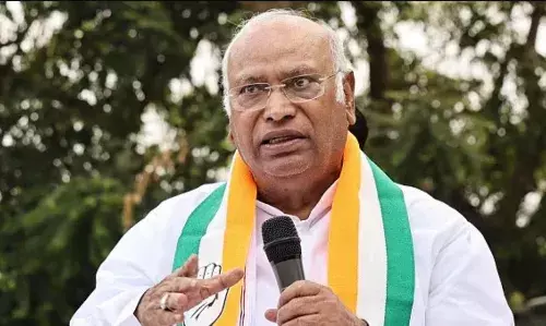 विधानसभा चुनाव से पहले कांग्रेस ने किया बड़ा संगठनात्मक बदलाव, किया जिलाध्यक्षों के नामों का ऐलान विधानसभा चुनाव से पहले कांग्रेस ने किया बड़ा संगठनात्मक बदलाव, किया जिलाध्यक्षों के नामों का ऐलान