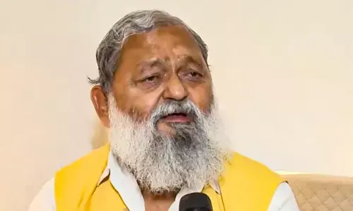 नायब सैनी सरकार के मंत्री अनिल विज का विपक्ष पर जुबानी हमला, अरविंद केजरीवाल और ममता बनर्जी की लगाई क्लास नायब सैनी सरकार के मंत्री अनिल विज का विपक्ष पर जुबानी हमला, अरविंद केजरीवाल और ममता बनर्जी की लगाई क्लास