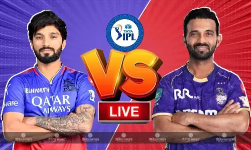सॉल्ट के बाद किंग कोहली ने भी जड़ा अर्धशतक, जीत की ओर काफी तेजी से बढ़ रही आरसीबी सॉल्ट के बाद किंग कोहली ने भी जड़ा अर्धशतक, जीत की ओर काफी तेजी से बढ़ रही आरसीबी