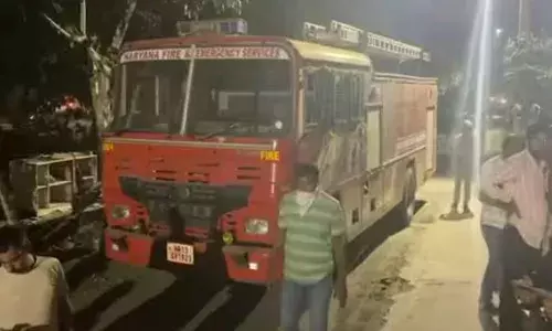 सेक्टर-9 स्थित घर में हुआ जोरदार धमाका, 4 लोगों की हुई मौत, जांच में जुटी पुलिस सेक्टर-9 स्थित घर में हुआ जोरदार धमाका, 4 लोगों की हुई मौत, जांच में जुटी पुलिस