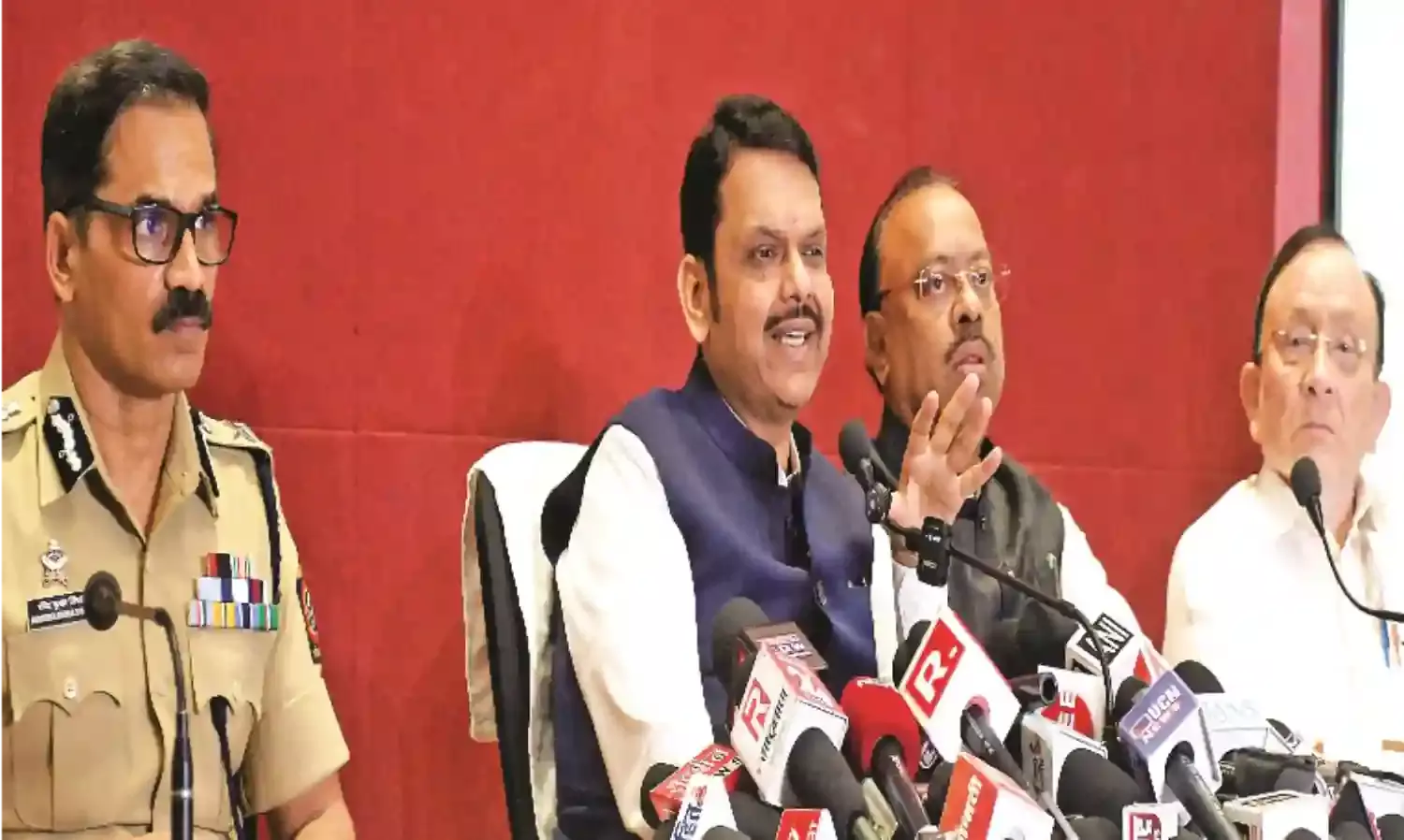 नागपुर हिंसा - सीएम बोले दंगाइयों से वसूली जाएगी नुकसान भरपाई, जल्द राहत योजना
