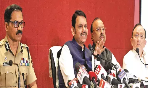 नागपुर हिंसा - सीएम बोले दंगाइयों से वसूली जाएगी नुकसान भरपाई, जल्द राहत योजना