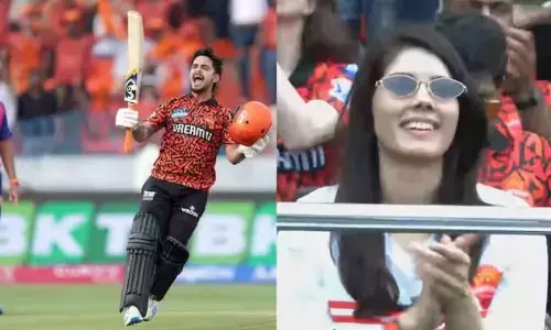 SRH की ताबड़तोड़ बैटिंग ने जीता काव्या मारन का दिल, ईशान किशन के शतक से खुशी से खिल गया चेहरा SRH की ताबड़तोड़ बैटिंग ने जीता काव्या मारन का दिल, ईशान किशन के शतक से खुशी से खिल गया चेहरा