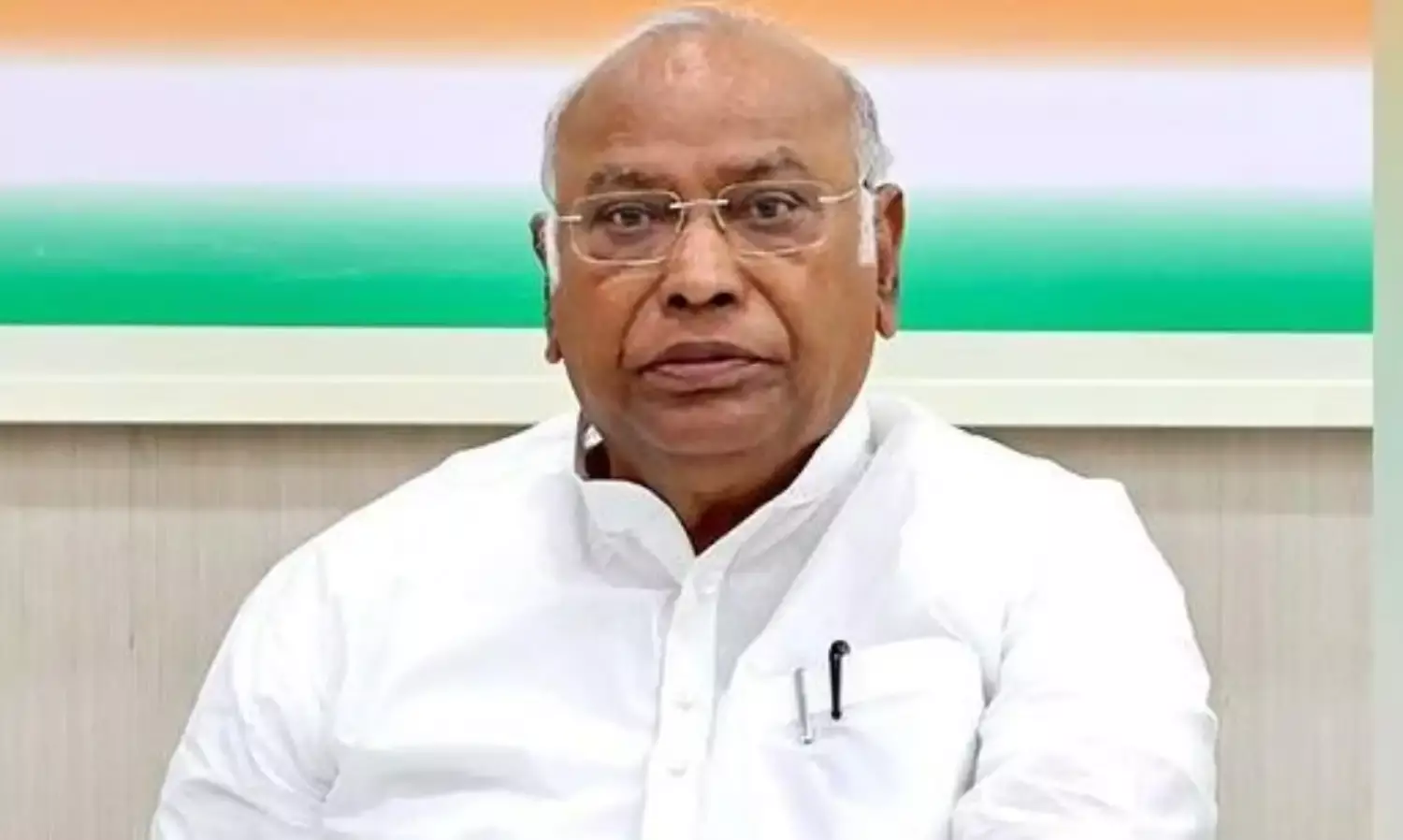 खड़गे ने की बिहार यूनिट के कांग्रेस नेताओं के साथ बैठक, संगठन और चुनावी रणनीति पर हुई चर्चा