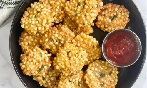 चैत्र नवरात्रि पर रख रहे हैं व्रत तो बनाना न भूलें साबूदाने के स्वादिष्ट वड़े, एक बार ये रेसिपी भी करें ट्राई