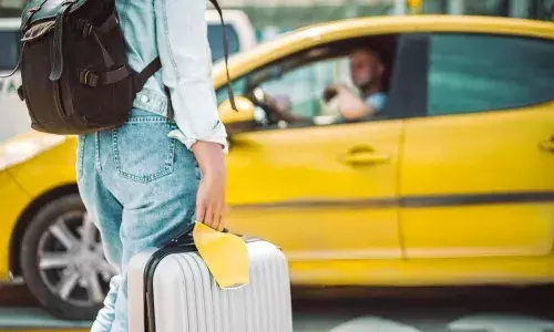 टैक्सी से सफर कैसे बनाएं आसान और किफायती? टैक्सी से सफर कैसे बनाएं आसान और किफायती?