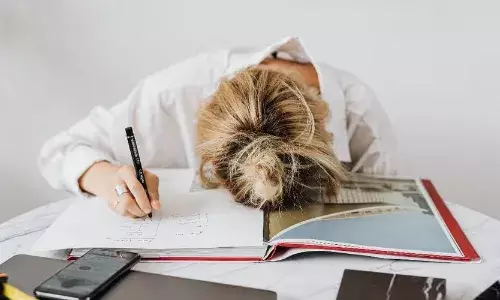 ऑफिस में एंप्लॉइ के बॉस ने समझे हाल, लो फील करने पर बनाई ऐसी पॉलिसी, लोग कर रहे हैं भर-भरकर तारीफ!