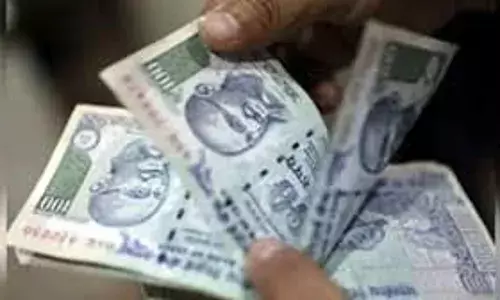 1.30 लाख रुपए की रिश्वत मांगते वैद्यकीय अधिकारी धराया