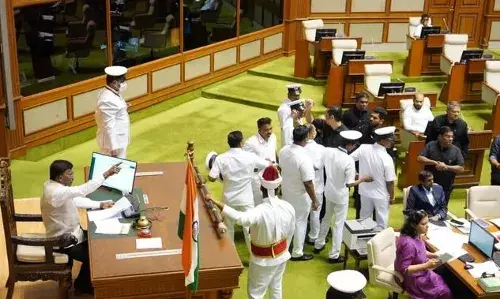 304 करोड़ की बिना टेंडर परियोजनाओं पर बवाल, गोवा विधानसभा में विपक्ष का हंगामा