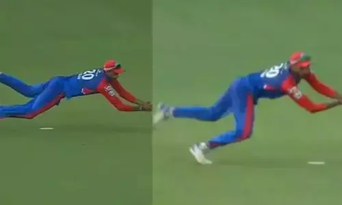 सुपरमैन बने अक्षर पटेल! हर्षल का कैच लपक छा गए DC के कप्तान, सोशल मीडिया पर वायरल हुआ वीडियो, बताया जा रहा सीजन की बेस्ट फिल्डिंग सुपरमैन बने अक्षर पटेल! हर्षल का कैच लपक छा गए DC के कप्तान, सोशल मीडिया पर वायरल हुआ वीडियो, बताया जा रहा सीजन की बेस्ट फिल्डिंग