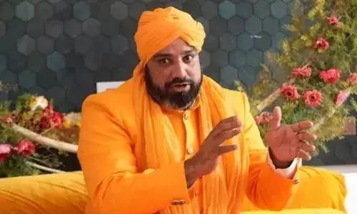 ईद के मौके पर अजमेर दरगाह के सैयद नसरुद्दीन चिश्ती का बड़ा बयान, वक्फ बिल में केंद्र सरकार के फैसले को दिखाई हरी झंडी ईद के मौके पर अजमेर दरगाह के सैयद नसरुद्दीन चिश्ती का बड़ा बयान, वक्फ बिल में केंद्र सरकार के फैसले को दिखाई हरी झंडी