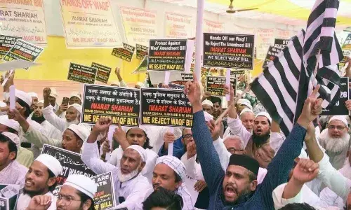 गैर मुस्लिमों की एंट्री से लेकर महिलाओं का पार्टिसिपेशन बढ़ाने तक...ये 5 वजहों से वक्फ बोर्ड के कानून में बदलाव कर रही मोदी सरकार