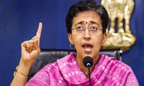 भाजपा राज में चरमराई दिल्ली की बिजली व्यवस्था, रेखा गुप्ता सरकार पर पूर्व सीएम आतिशी का हमला भाजपा राज में चरमराई दिल्ली की बिजली व्यवस्था, रेखा गुप्ता सरकार पर पूर्व सीएम आतिशी का हमला