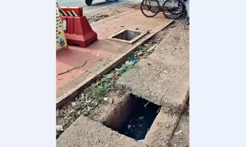 खुद ही संभलकर चलना निगम को तो नहीं दिखते खुले डक्ट