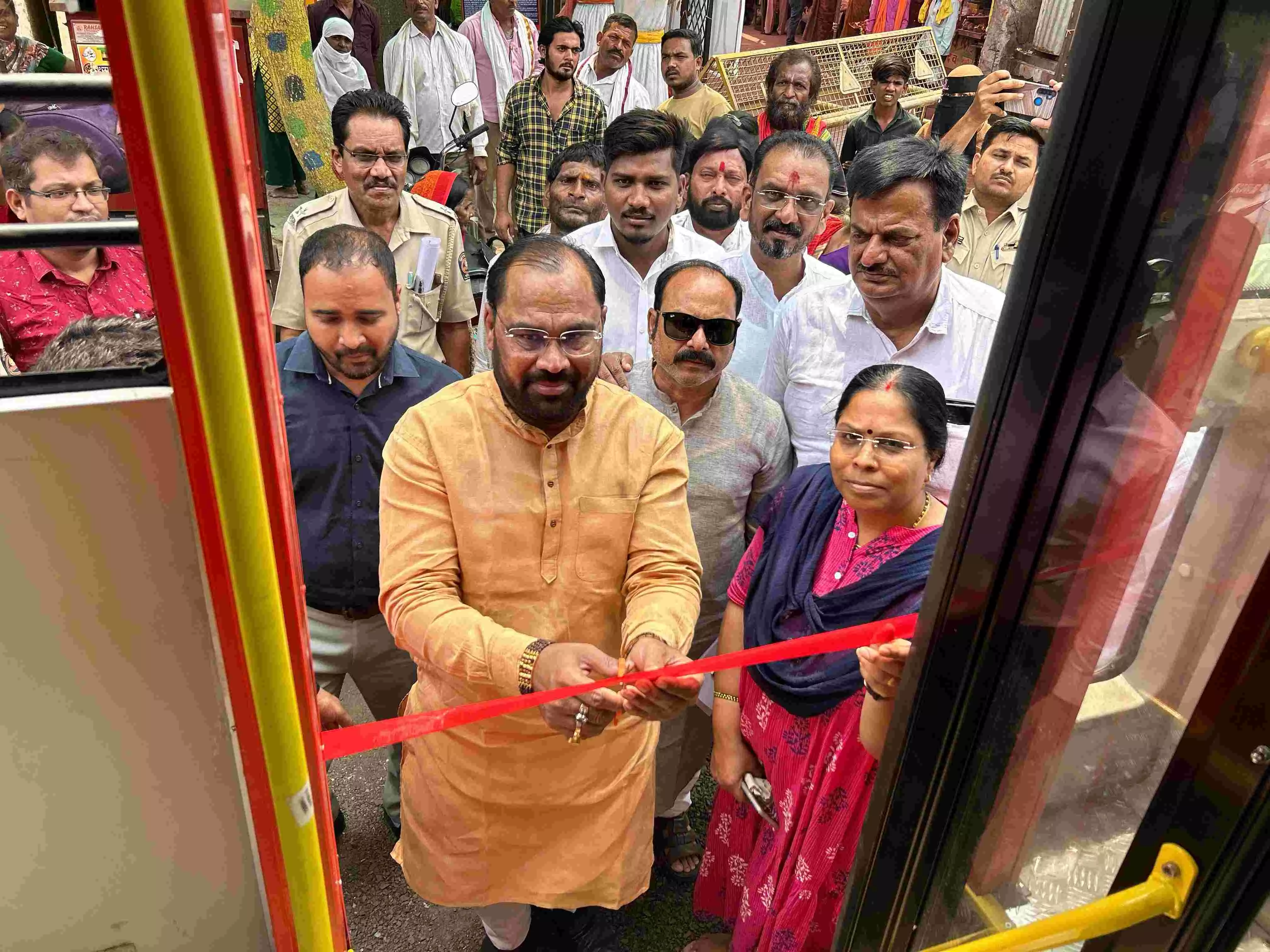 मुनगंटीवार-जोरगेवार में फिर खींचतान, चंद्रपुर में पांच नई बसों का तीन घंटे में हुआ दो बार लोकार्पण