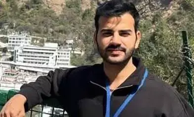 डॉ. अमन गौतम ने एमबीबीएस अंतिम वर्ष की परीक्षा की उत्तीर्ण, भाजपा प्रदेश कार्यसमिति सदस्य सतानंद गौतम के हैं पुत्र