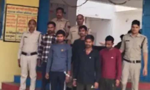 मवेशी चुराकर यूपी में बेचने वाले 5 आरोपी गिरफ्तार मवेशी चुराकर यूपी में बेचने वाले 5 आरोपी गिरफ्तार