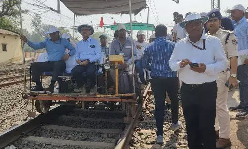 रेल सुविधा में थर्ड लाइन कनेक्टिविटी की समस्या