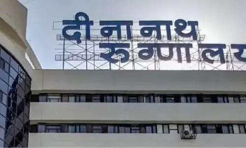 पुणे दीनानाथ मंगेशकर अस्पताल में हुई महिला की मौत के मामले में मुख्यमंत्री ने बनाई जांच कमेटी