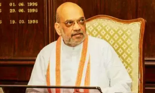 अमित शाह के जम्मू-कश्मीर दौरे से अलर्ट पर सुरक्षा एजेंसियां, बॉर्डर से सटे इलाके में सुरक्षाबलों ने चलाया सर्च ऑपरेशन अमित शाह के जम्मू-कश्मीर दौरे से अलर्ट पर सुरक्षा एजेंसियां, बॉर्डर से सटे इलाके में सुरक्षाबलों ने चलाया सर्च ऑपरेशन