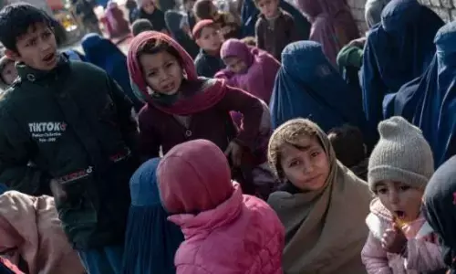 पाकिस्तान की अफगान शरणार्थियों को वापस भेजने की नीति में तेजी, पड़ोसी मुल्क ने दी थी डेडलाइन, मुश्किल में 16 हजार से ज्यादा लोग