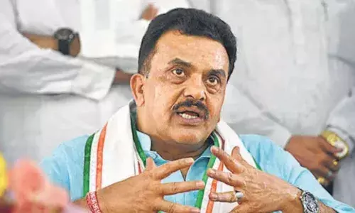 वक्फ बिल पर विरोध करने वालों के खिलाफ संजय निरुपम का बयान आया सामने, कहा- शाहीन बाग बनाने की कोशिश करेंगे, तो... वक्फ बिल पर विरोध करने वालों के खिलाफ संजय निरुपम का बयान आया सामने, कहा- शाहीन बाग बनाने की कोशिश करेंगे, तो...