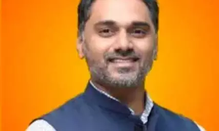 बीड दौरे के दौरान गृह राज्य मंत्री कदम का मोबाइल फोन चोरी बीड दौरे के दौरान गृह राज्य मंत्री कदम का मोबाइल फोन चोरी