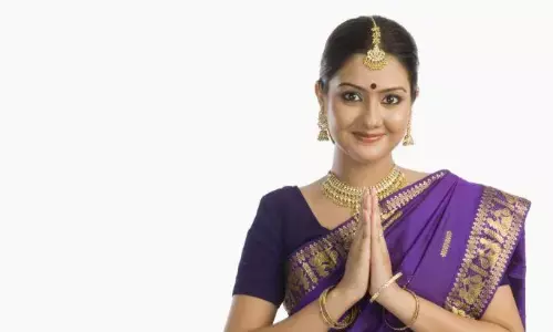 महागौरी को करना चाहते हैं प्रसन्न तो पहनें बैंगनी रंग के कपड़े, यहां से लें ट्रेंडी आउटफिट ऑप्शन्स महागौरी को करना चाहते हैं प्रसन्न तो पहनें बैंगनी रंग के कपड़े, यहां से लें ट्रेंडी आउटफिट ऑप्शन्स