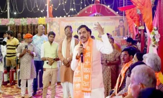 चित्रकूट धार्मिक स्थल ही नहीं, सनातन संस्कृति, सामाजिक और राष्ट्रीय चेतना का है जीवंत केंद्र- मुख्यमंत्री डॉ. मोहन यादव, सीएम ने चित्रकूट के भरत घाट में किया दीपदान
