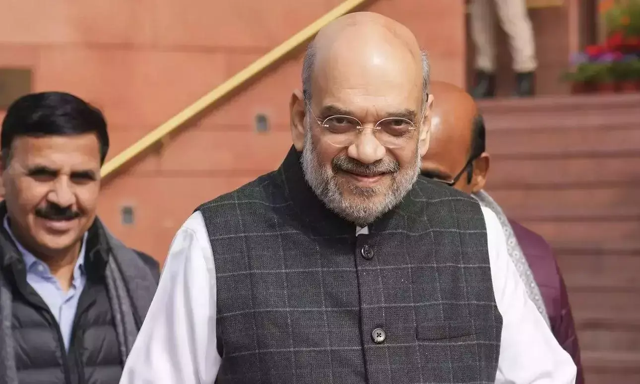 अमित शाह जम्मू-कश्मीर में भाजपा कार्यालय में पार्टी नेताओं के साथ की बैठक, राज्य के सियासत के बारे में की बात