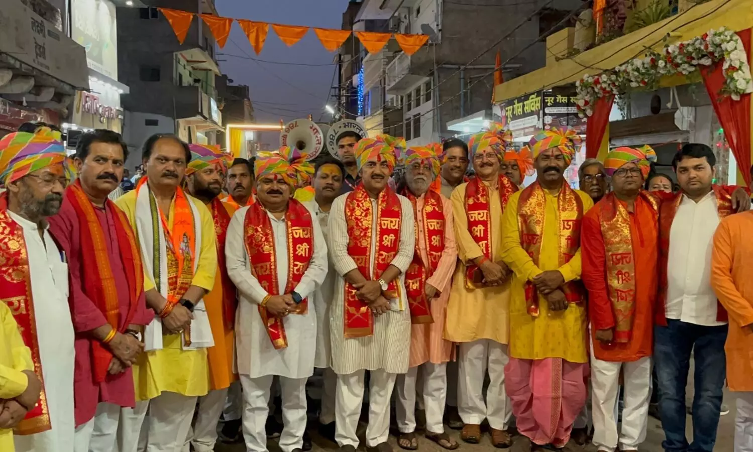 देवेन्द्रनगर में श्री रामनवमीं पर उमडा विशाल जनसमुदाय, गुनौर विधायक भी रैली में रहे शामिल, वितरित किया प्रसाद देवेन्द्रनगर में श्री रामनवमीं पर उमडा विशाल जनसमुदाय, गुनौर विधायक भी रैली में रहे शामिल, वितरित किया प्रसाद