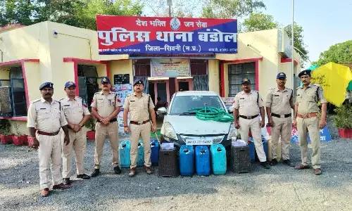 हाईवे पर डीजल चुराकर भाग रहे तीन आरोपी दबोचे हाईवे पर डीजल चुराकर भाग रहे तीन आरोपी दबोचे