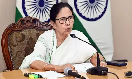 मैं पश्चिम बंगाल में नौकरी गंवाने वाले शिक्षकों के साथ खड़ी हूं..., CM ममता बनर्जी का बड़ा बयान