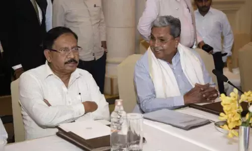 कर्नाटक के गृह मंत्री ने लड़की को लेकर दिया विवादित बयान, भड़की बीजेपी बोली - कांग्रेस सरकार ने महिलाओं के अपमान की सीमा पार की