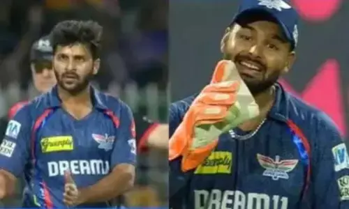 W,W,W,W,W, केकेआर के खिलाफ शार्दुल ने एक ओवर में डाली पांच वाइड गेंदें, अपने नाम किया मोहम्मद सिराज का एक शर्मनाक रिकॉर्ड W,W,W,W,W, केकेआर के खिलाफ शार्दुल ने एक ओवर में डाली पांच वाइड गेंदें, अपने नाम किया मोहम्मद सिराज का एक शर्मनाक रिकॉर्ड