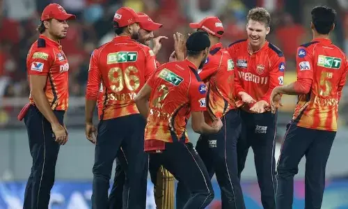 प्रियांश की आंधी में उड़ी CSK, 18 रनों से गंवाया मुकाबला, लगातार 4 मैचों में झेलनी पड़ी करारी हार प्रियांश की आंधी में उड़ी CSK, 18 रनों से गंवाया मुकाबला, लगातार 4 मैचों में झेलनी पड़ी करारी हार