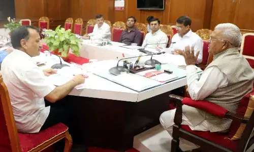 रेडक्रॉस इकाइयों के निर्वाचन की हो नियमित व्यवस्था- राज्यपाल मंगुभाई पटेल, राज्यपाल ने की रेडक्रॉस की समीक्षा