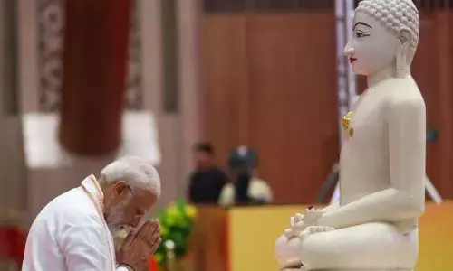 पीएम मोदी ने महावीर जयंती पर भगवान महावीर को श्रद्धांजलि अर्पित की