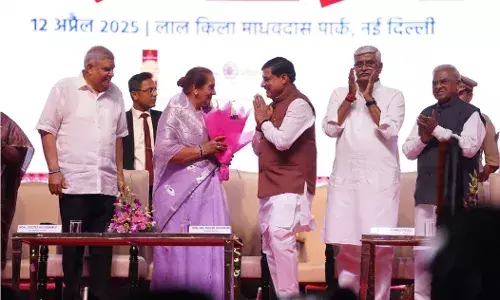 लाल किले ने सुनाई सम्राट विक्रमादित्य की कहानी, रोमांचित हो गए दर्शक, बोले-ऐसा पहले कभी नहीं देखा, देखें PHOTOS