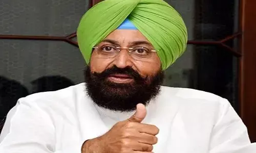 18 बम फट चुके, 30-32 और फटेंगे..., प्रताप सिंह बाजवा का बड़ा दावा, कांग्रेस नेता के घर पहुंची पुलिस टीम 18 बम फट चुके, 30-32 और फटेंगे..., प्रताप सिंह बाजवा का बड़ा दावा, कांग्रेस नेता के घर पहुंची पुलिस टीम