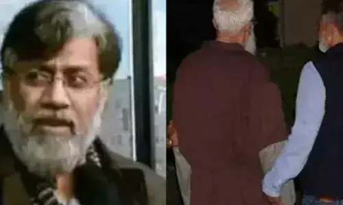 भारत में चल रहे ट्रायल्स से परेशान हुआ तहव्वुर राणा, वकील से मिलने की दी गई अनुमति! भारत में चल रहे ट्रायल्स से परेशान हुआ तहव्वुर राणा, वकील से मिलने की दी गई अनुमति!