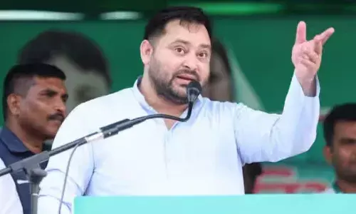 अंबेडकर का विरोध करने वाले उनकी जयंती मना रहे.., एनडीए पर जमकर बरसे तेजस्वी यादव, सीएम फेस के मुद्दे पर कही ये बात अंबेडकर का विरोध करने वाले उनकी जयंती मना रहे.., एनडीए पर जमकर बरसे तेजस्वी यादव, सीएम फेस के मुद्दे पर कही ये बात