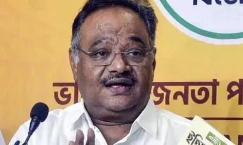 क्या पश्चिम बंगाल में हिंदुओं का जन्म लेना है गुनाह?, मुर्शिदाबाद हिंसा पर बीजेपी सांसद समिक भट्टाचार्य का सवाल