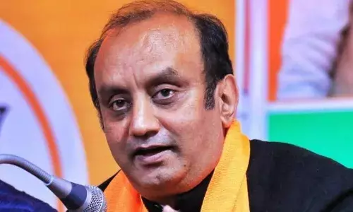 वक्फ कानून के विरोध करने पर सुधांशु त्रिवेदी ने इंडिया ब्लॉक पर बोला तीखा हमला, बोले - इन्होंने संविधान को अपनी जेब में रखा वक्फ कानून के विरोध करने पर सुधांशु त्रिवेदी ने इंडिया ब्लॉक पर बोला तीखा हमला, बोले - इन्होंने संविधान को अपनी जेब में रखा