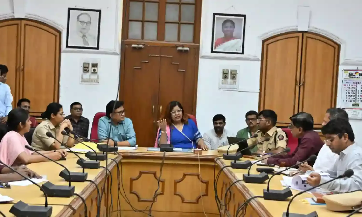100 दिवसीय कार्ययोजना के तहत सभी सरकारी कार्यालय बेहतर प्रदर्शन करें - बिदरी