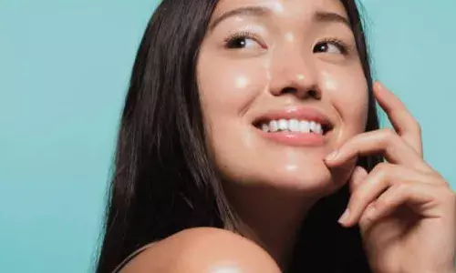 गर्मियों में उड़ गई है चेहरे की रंगत, तो रोज करें अपनी स्किन के लिए ये काम,  चमकने लगेगा आपका मुखड़ा! गर्मियों में उड़ गई है चेहरे की रंगत, तो रोज करें अपनी स्किन के लिए ये काम,  चमकने लगेगा आपका मुखड़ा!