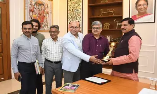 मुख्यमंत्री डॉ. यादव को प्रदान किया गया बेस्ट स्टेट फॉर प्रमोशन ऑफ स्पोर्ट्स अवार्ड मुख्यमंत्री डॉ. यादव को प्रदान किया गया बेस्ट स्टेट फॉर प्रमोशन ऑफ स्पोर्ट्स अवार्ड