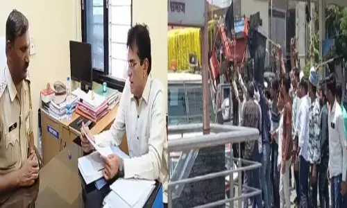 मुस्लिमों ने दिखाए काले झंडे, सोमैया का दावा - कई जिलो में बनाए गए फर्जी जन्म प्रमाणपत्र