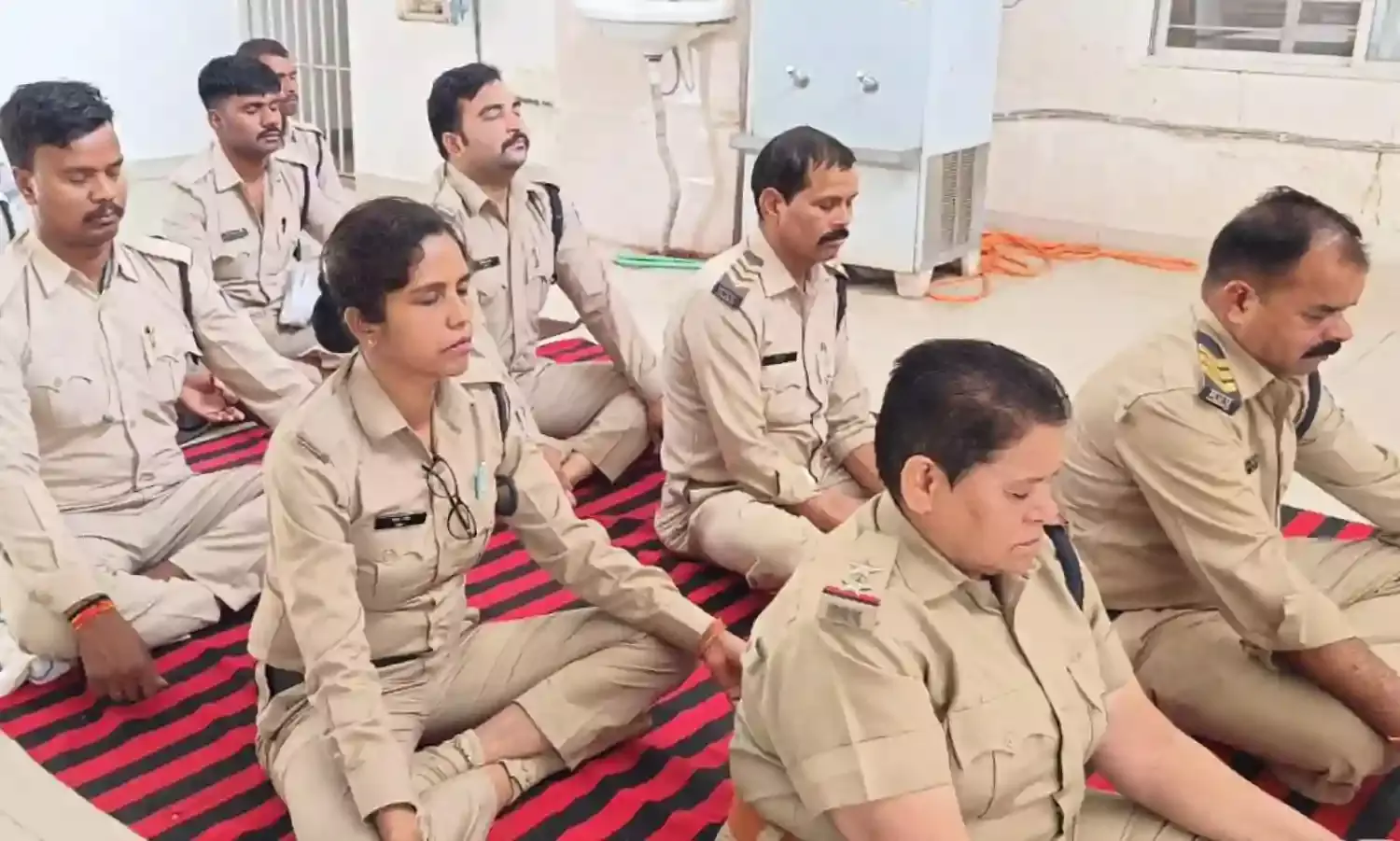 ध्यान से होगा तनाव कम